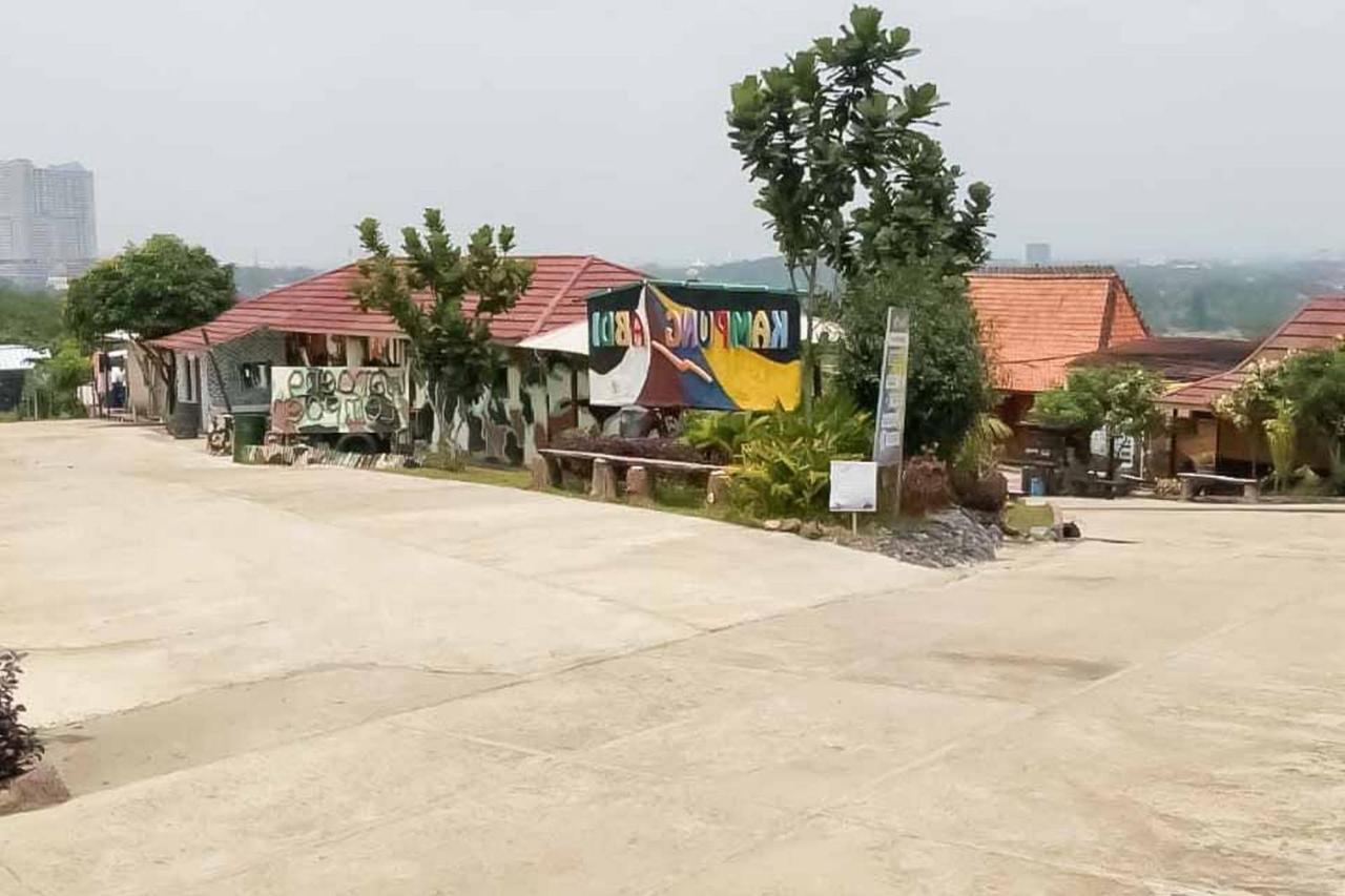 Kampung Abdi Resort Syariah Mitra Reddoorz Bogor Zewnętrze zdjęcie